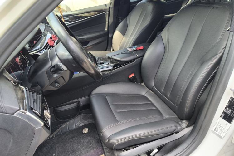Used BMW 5 Series 2018 525Li M Sport Package Left Front Seat