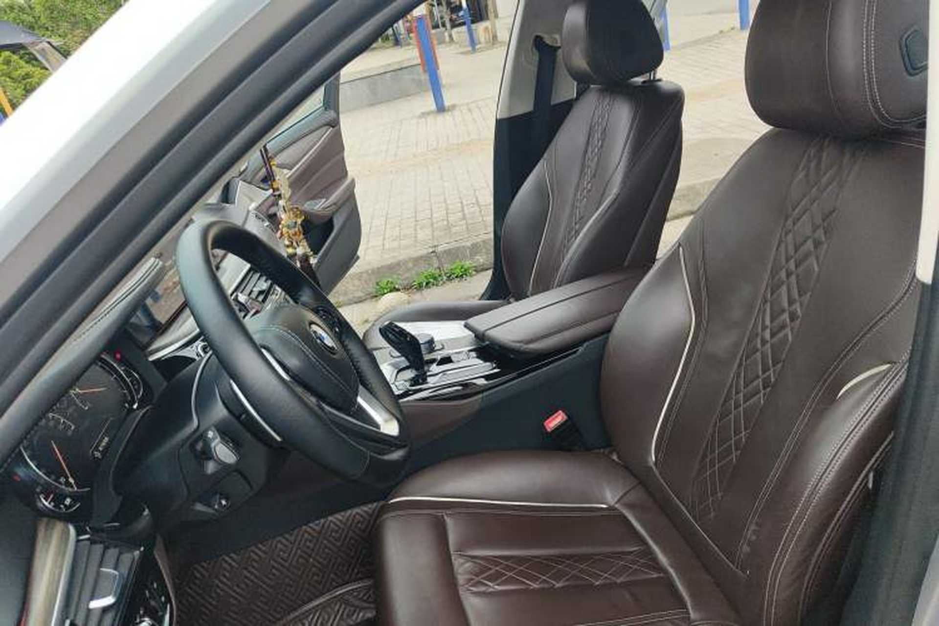 Used BMW 5 Series 2018 530Li Leading Edition Luxury Package Left Front Seat