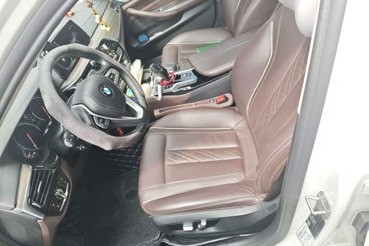 Used BMW 5 Series 2018 Revised Version 530Li Leading Edition Luxury Package Left Front Seat