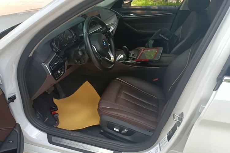 Used BMW 5 Series 2018 530Li Leading Edition Luxury Package Left Front Seat