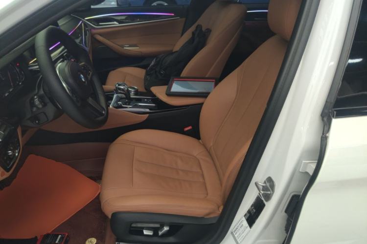 Used BMW 5 Series 2018 530Li Luxury Edition M Sport Package Left Front Seat