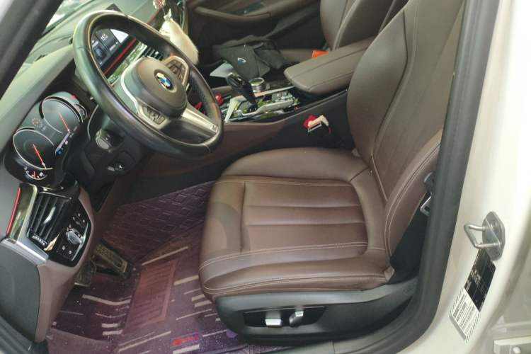 Used BMW 5 Series 2018 525Li M Sport Package Left Front Seat