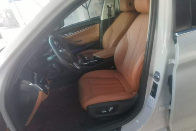 Used BMW 5 Series 2018 528Li Launch Special Edition Left Front Seat