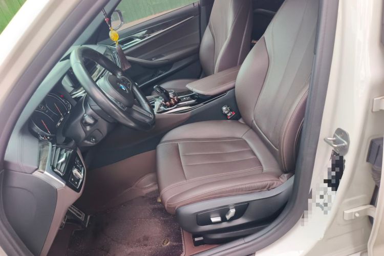 Used BMW 5 Series 2018 525Li M Sport Package Left Front Seat