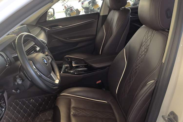 Used BMW 5 Series 2018 Facelifted 530Li Luxury Edition Premium Package Left Front Seat