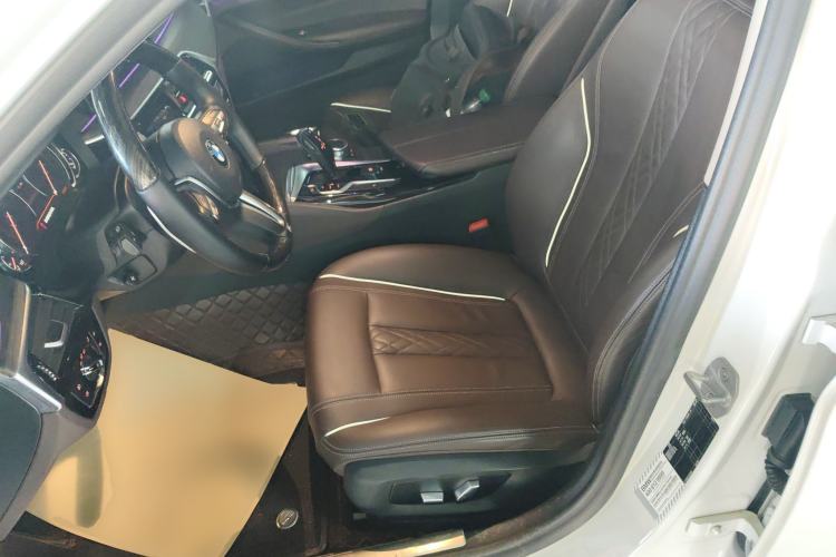 Used BMW 5 Series 2018 Revised Version 530Li Leading Edition Luxury Package Left Front Seat