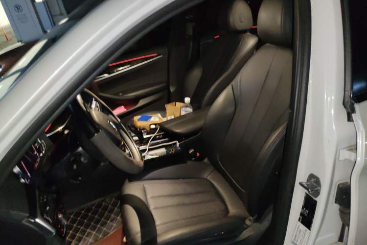 Used BMW 5 Series 2018 525Li M Sport Package Left Front Seat