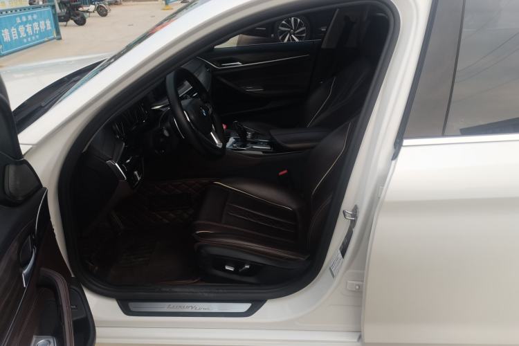 Used BMW 5 Series 2018 Revised Version 530Li Leading Edition Luxury Package Left Front Seat