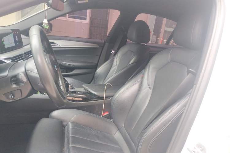 Used BMW 5 Series 2018 525i M Sport Package Left Front Seat