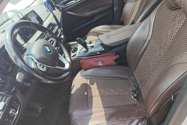 Used BMW 5 Series 2018 Facelifted 530Li xDrive Luxury Package Left Front Seat