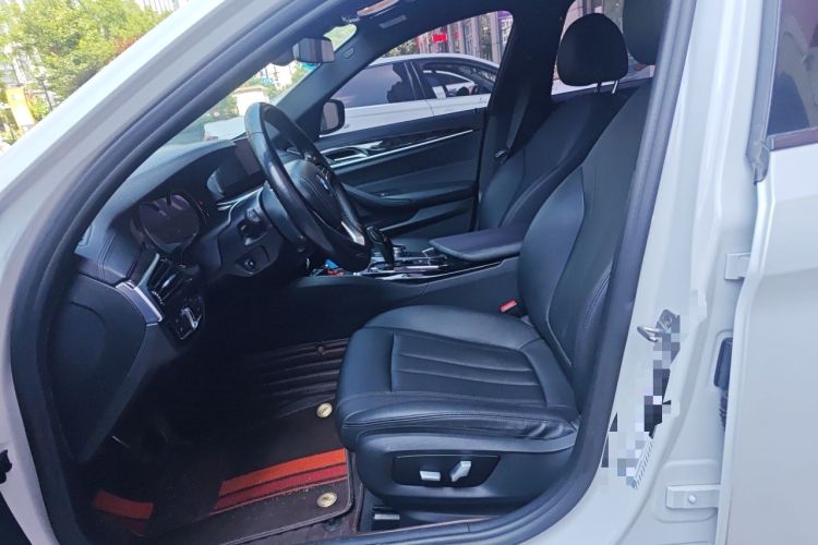 Used BMW 5 Series 2018 525Li M Sport Package Left Front Seat