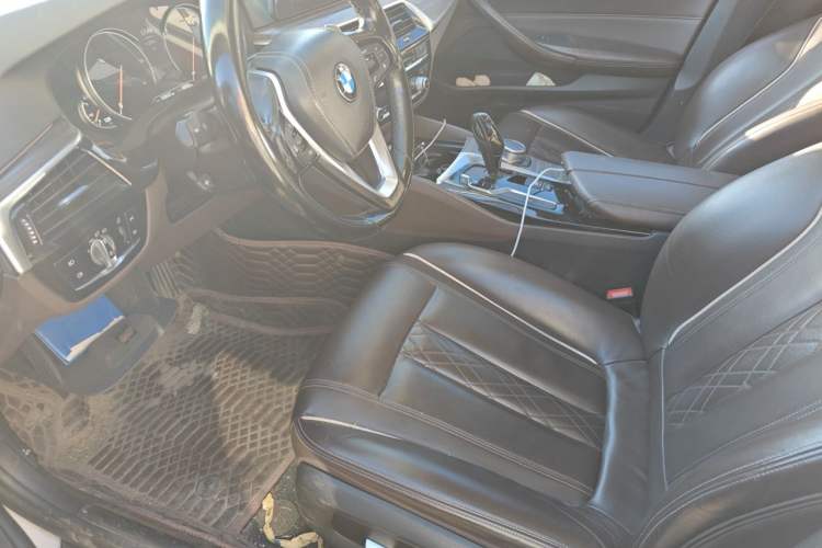 Used BMW 5 Series 2018 530Li xDrive Luxury Package Left Front Seat