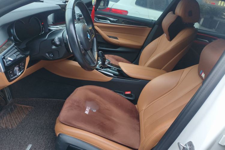 Used BMW 5 Series 2018 530Li Luxury Edition M Sport Package Left Front Seat