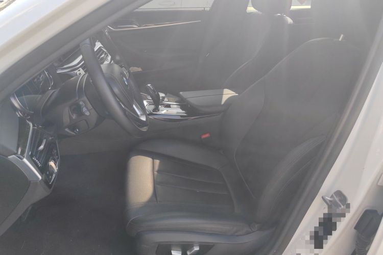 Used BMW 5 Series 2018 525Li M Sport Package Left Front Seat