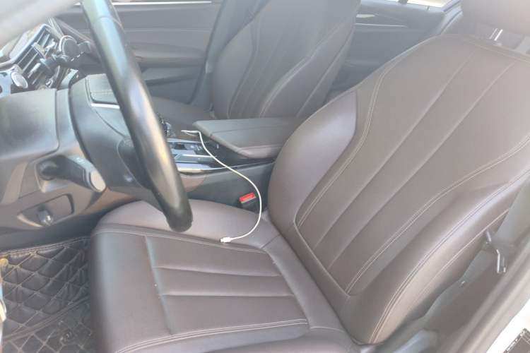 Used BMW 5 Series 2018 525Li Luxury Package Left Front Seat