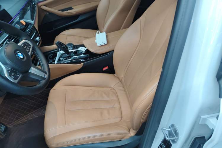 Used BMW 5 Series 2018 530Li Luxury Edition M Sport Package Left Front Seat