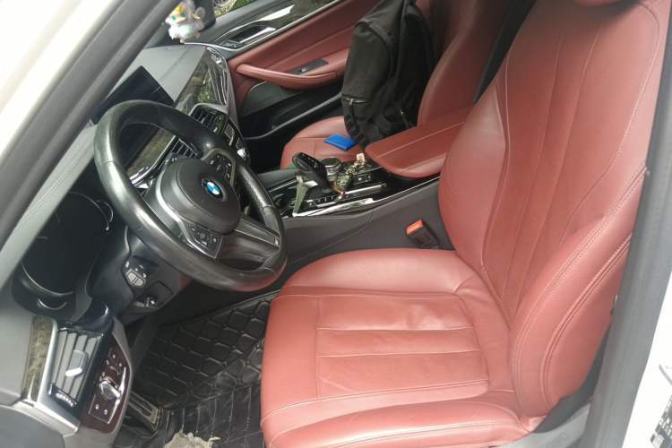 Used BMW 5 Series 2018 Restyled 530Li Luxury Edition M Sport Package Left Front Seat