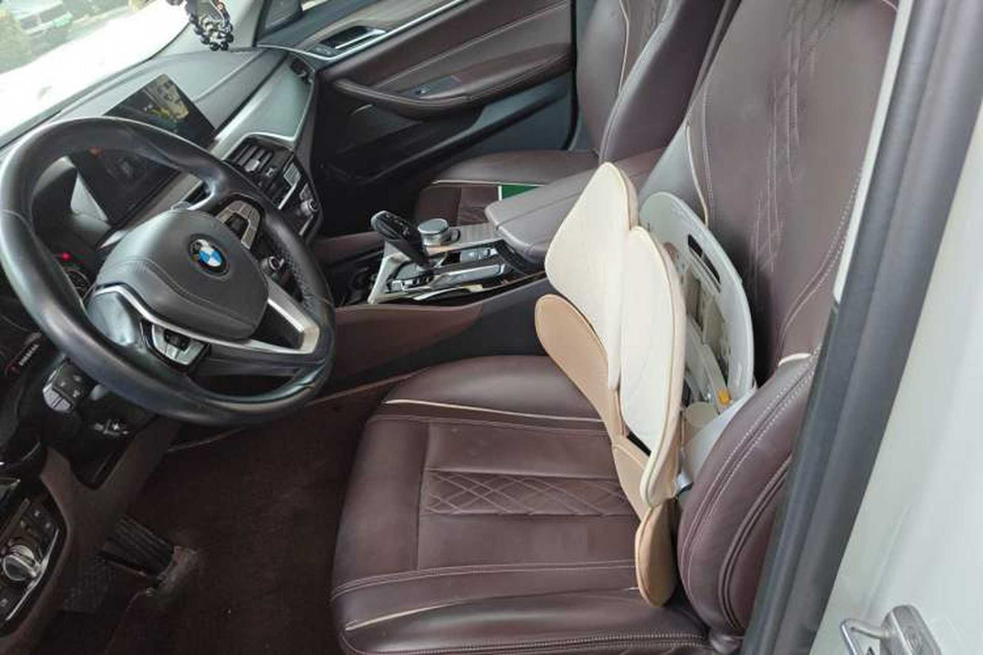 Used BMW 5 Series 2018 Facelifted 530Li Luxury Edition Premium Package Left Front Seat
