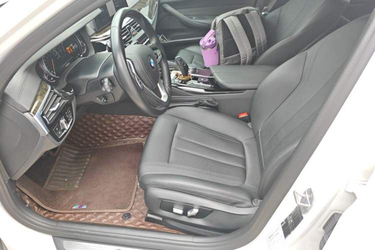 Used BMW 5 Series 2018 525Li M Sport Package Left Front Seat