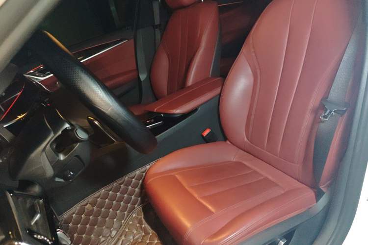 Used BMW 5 Series 2018 530Li Leading Edition Luxury Package Left Front Seat