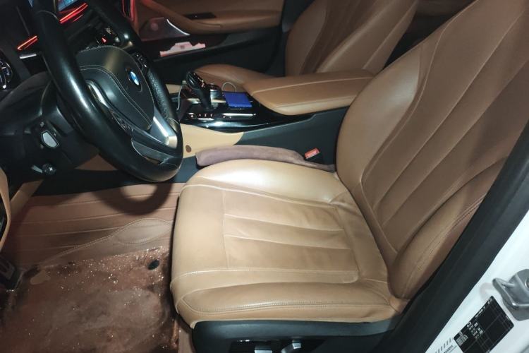 Used BMW 5 Series 2018 530Li Leading Model M Sport Package Left Front Seat