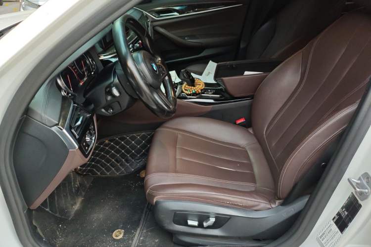 Used BMW 5 Series 2018 525Li M Sport Package Left Front Seat