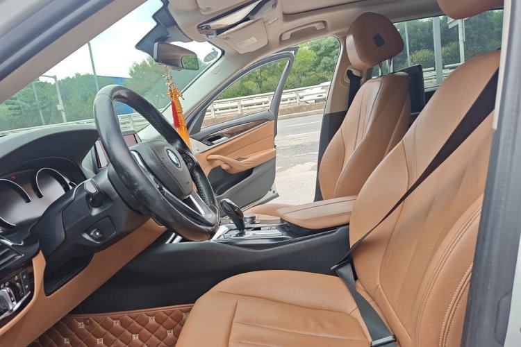 Used BMW 5 Series 2018 528Li Launch Special Edition Left Front Seat
