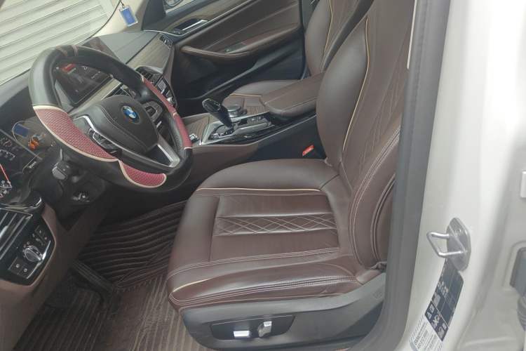 Used BMW 5 Series 2018 530Li xDrive Luxury Package Left Front Seat