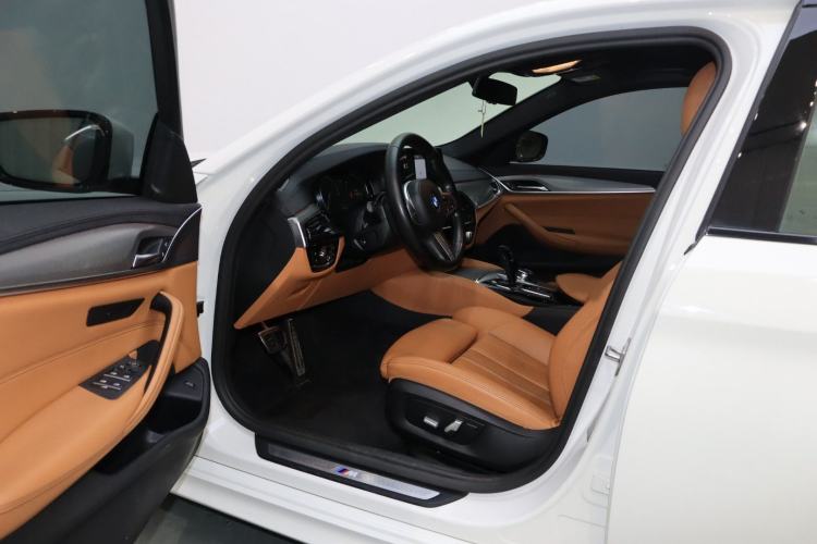 Used BMW 5 Series 2018 525i M Sport Package Left Front Seat