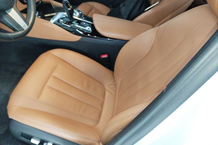 Used BMW 5 Series 2018 530Li xDrive M Sport Package Left Front Seat