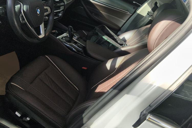 Used BMW 5 Series 2018 Revised Version 530Li Leading Edition Luxury Package Left Front Seat