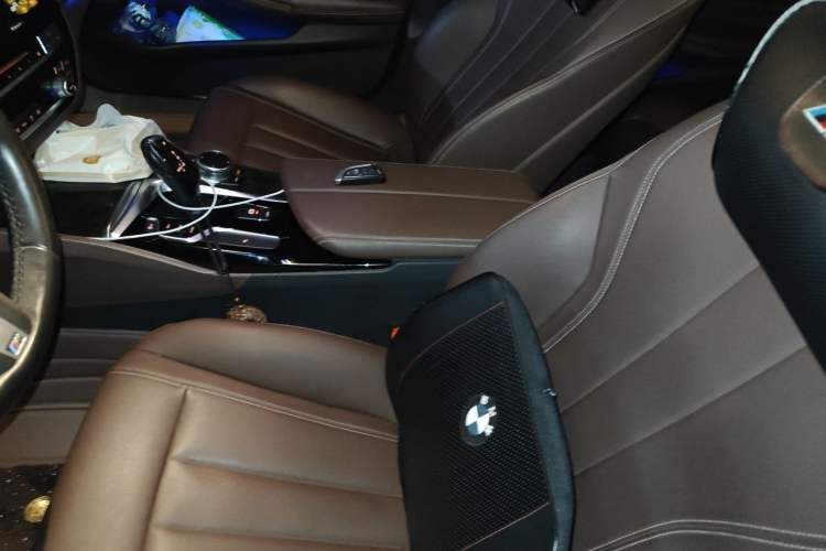 Used BMW 5 Series 2018 525Li M Sport Package Left Front Seat