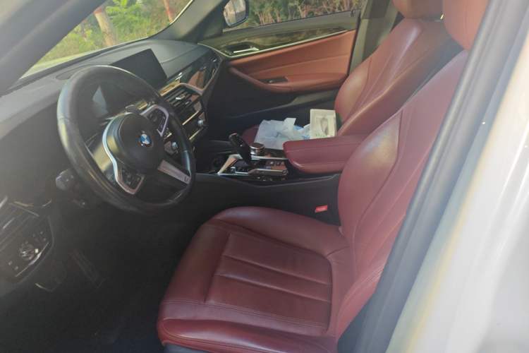 Used BMW 5 Series 2018 Facelifted 530Li xDrive M Sport Package Left Front Seat