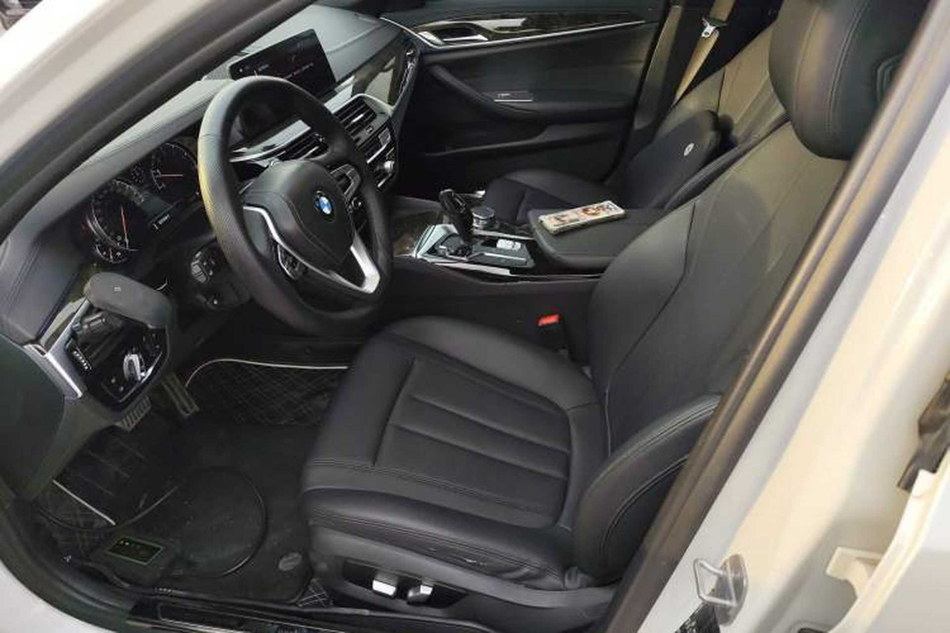 Used BMW 5 Series 2018 525Li M Sport Package Left Front Seat