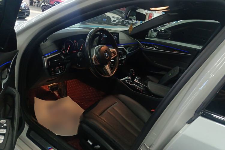 Used BMW 5 Series 2018 525Li M Sport Package Left Front Seat