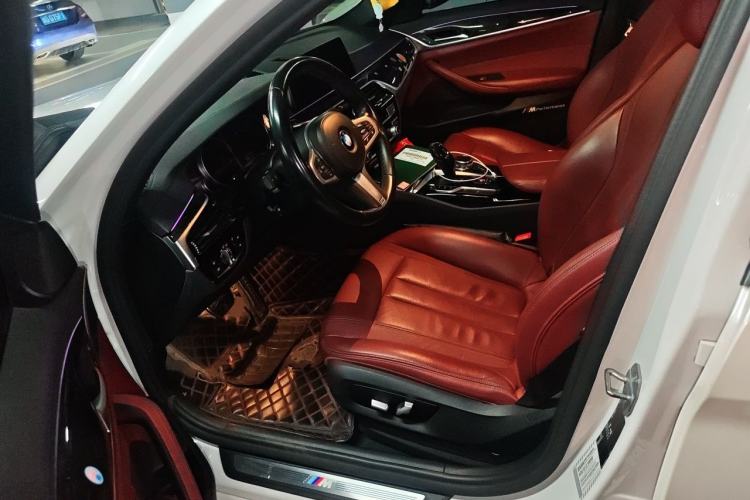 Used BMW 5 Series 2018 525Li M Sport Package Left Front Seat