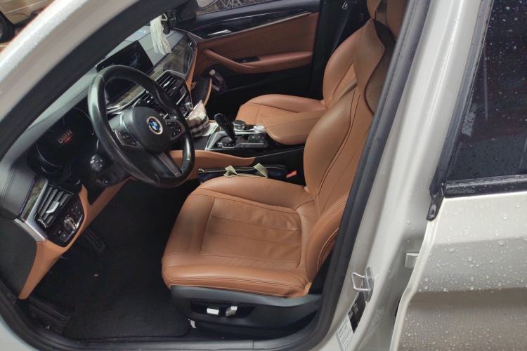 Used BMW 5 Series 2018 Restyled 530Li Luxury Edition M Sport Package Left Front Seat