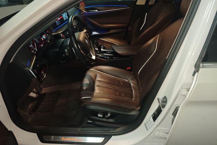 Used BMW 5 Series 2018 530Li Leading Edition Luxury Package Left Front Seat