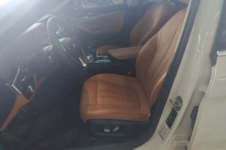 Used BMW 5 Series 2018 528Li Launch Special Edition Left Front Seat