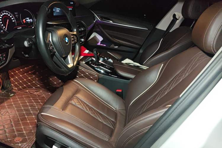 Used BMW 5 Series 2018 530Li Leading Edition Luxury Package Left Front Seat