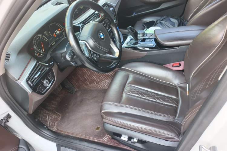 Used BMW 5 Series 2018 530Li xDrive Luxury Package Left Front Seat