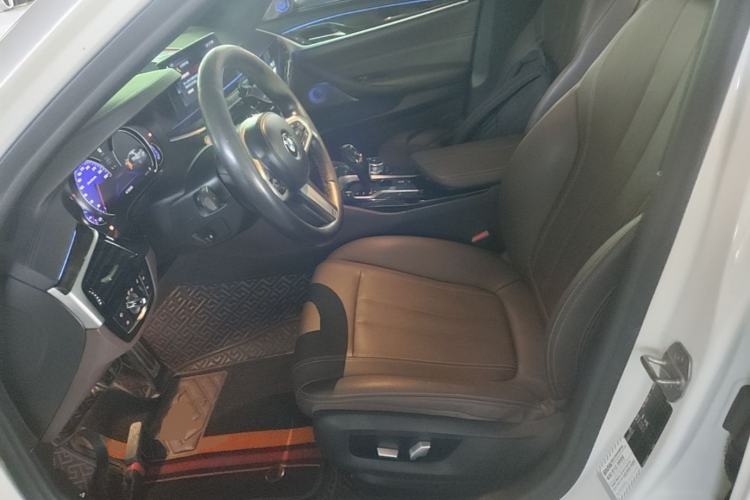 Used BMW 5 Series 2018 525Li M Sport Package Left Front Seat