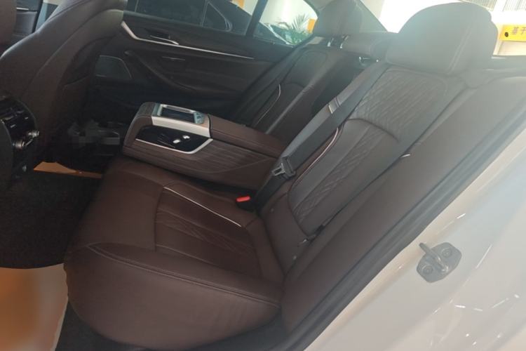 Used BMW 5 Series 2018 Facelifted 530Li Luxury Edition Premium Package Left Rear Seat