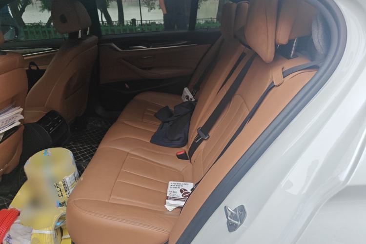 Used BMW 5 Series 2018 Restyled 530Li Leading Edition M Sport Package Left Rear Seat