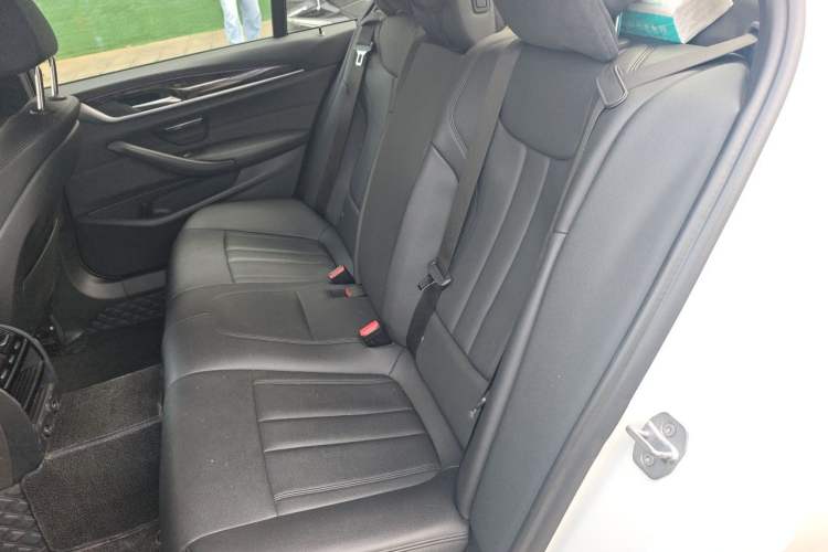 Used BMW 5 Series 2018 525Li M Sport Package Left Rear Seat