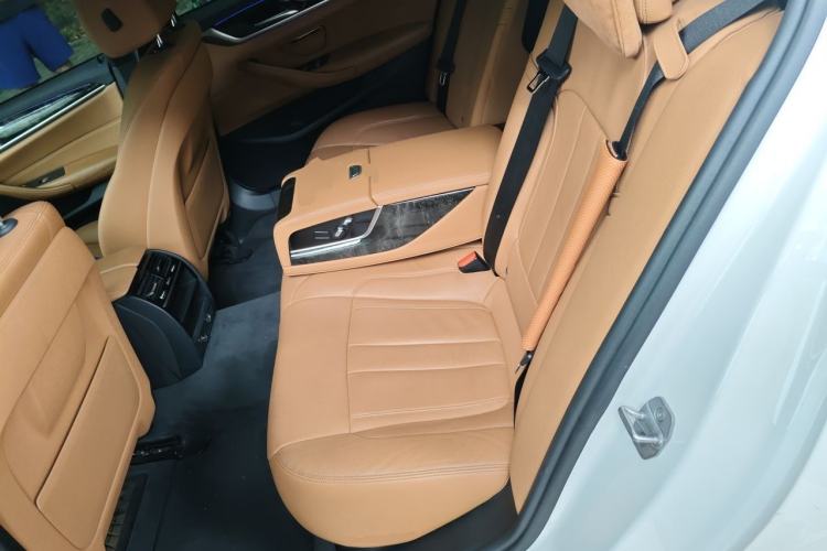 Used BMW 5 Series 2018 530Li Leading Model M Sport Package Left Rear Seat