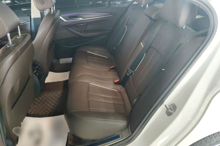Used BMW 5 Series 2018 Revised Version 530Li Leading Edition Luxury Package Left Rear Seat