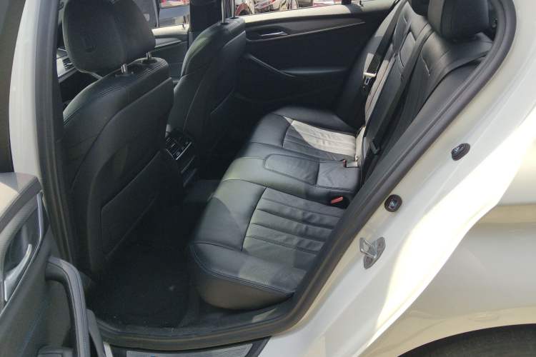 Used BMW 5 Series 2018 525i M Sport Package Left Rear Seat