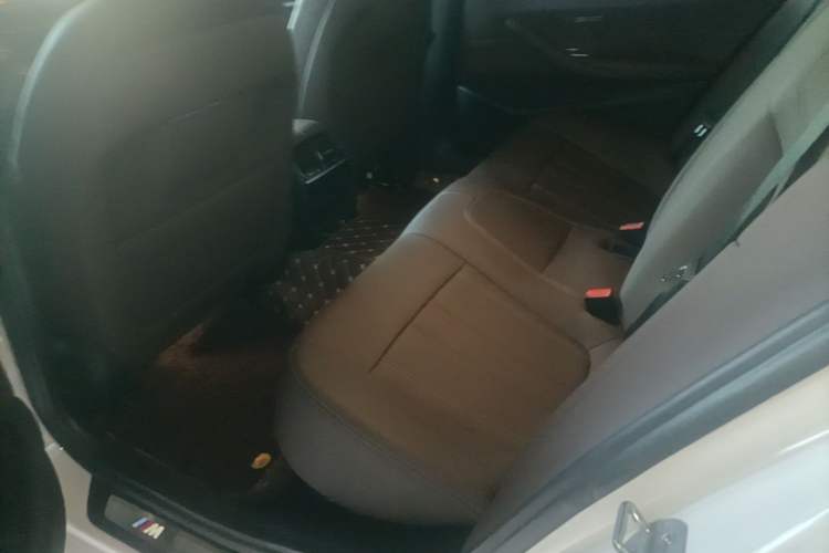 Used BMW 5 Series 2018 525Li M Sport Package Left Rear Seat