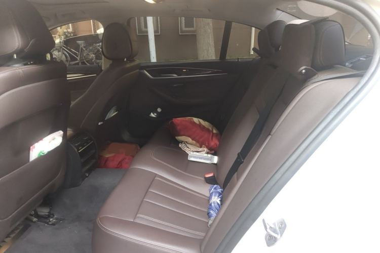 Used BMW 5 Series 2018 525Li Luxury Package Left Rear Seat